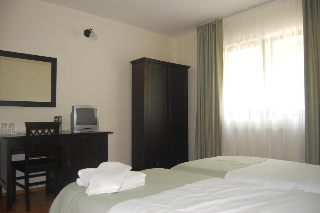 Complexul Turistic Cheile Butii Hotel Cimpu lui Neag Room photo